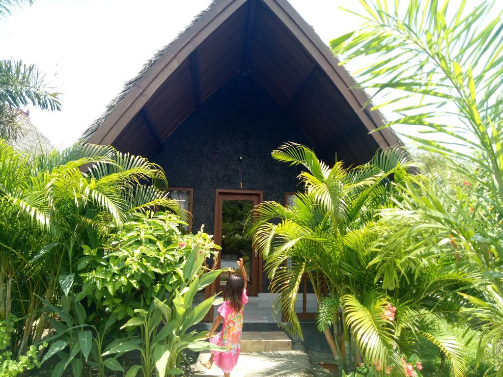 Hôtel Rose Bungalow à Pemenang Extérieur photo