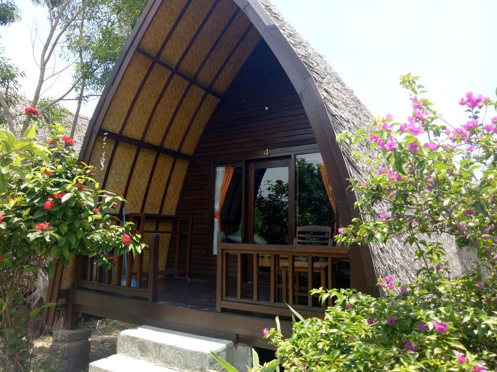 Hôtel Rose Bungalow à Pemenang Extérieur photo