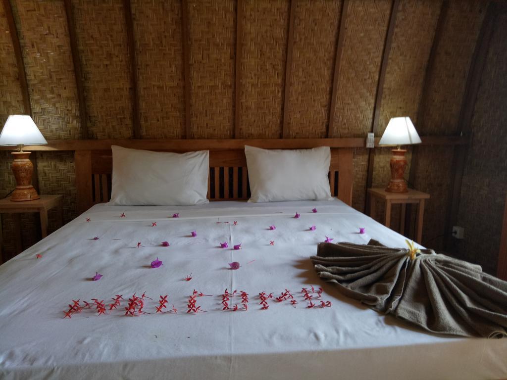 Hôtel Rose Bungalow à Pemenang Extérieur photo