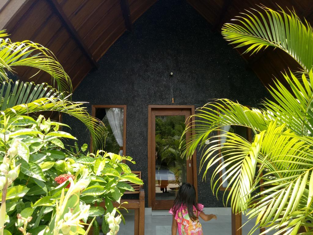 Hôtel Rose Bungalow à Pemenang Extérieur photo