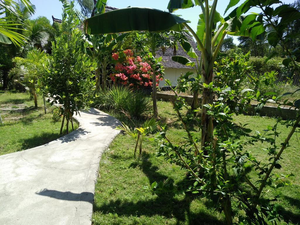 Hôtel Rose Bungalow à Pemenang Extérieur photo