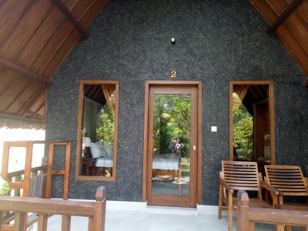 Hôtel Rose Bungalow à Pemenang Extérieur photo