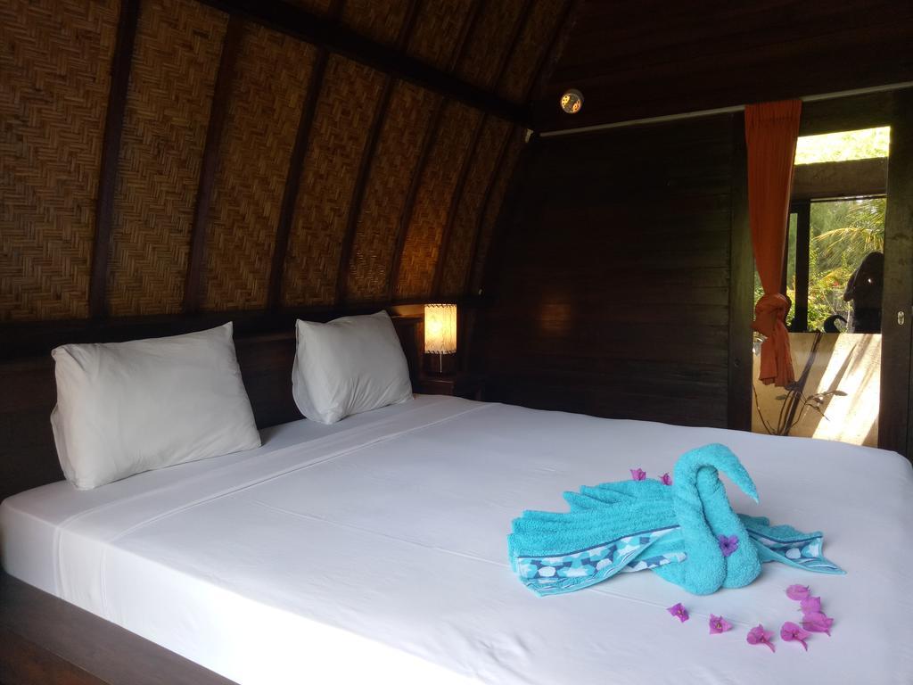 Hôtel Rose Bungalow à Pemenang Extérieur photo