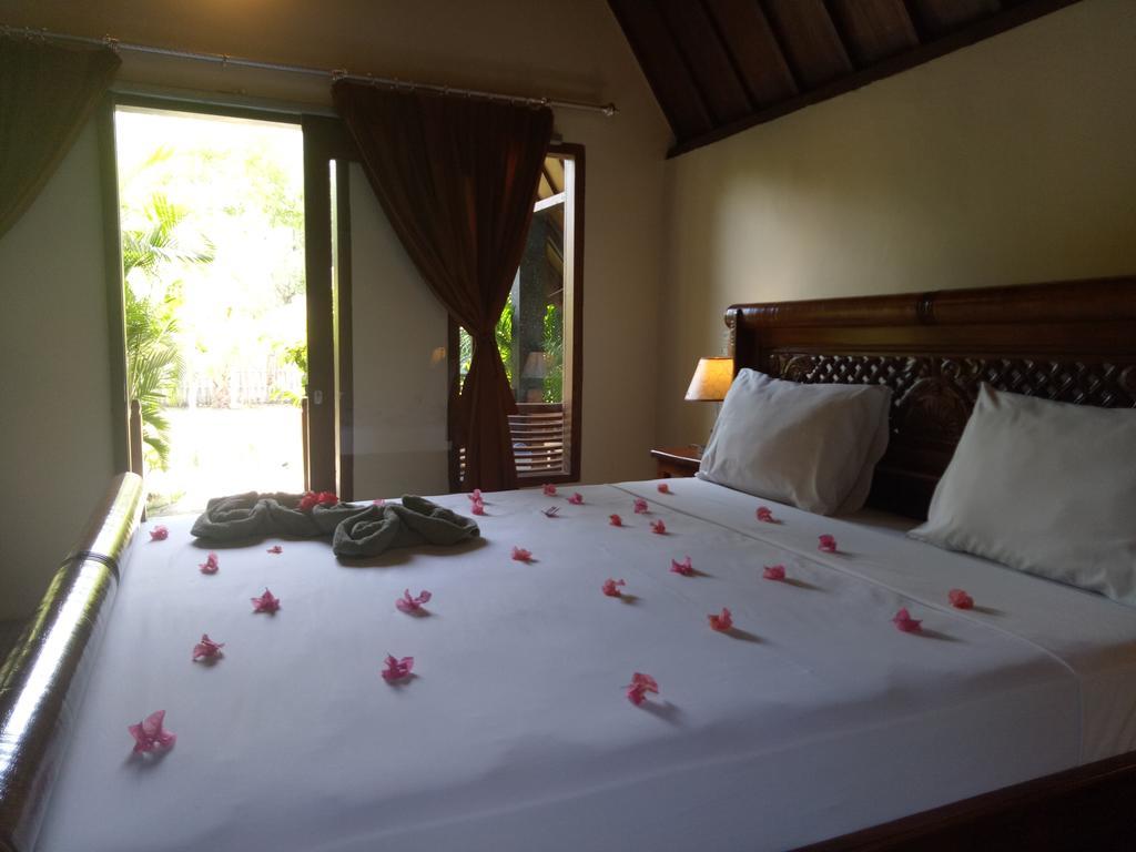 Hôtel Rose Bungalow à Pemenang Extérieur photo